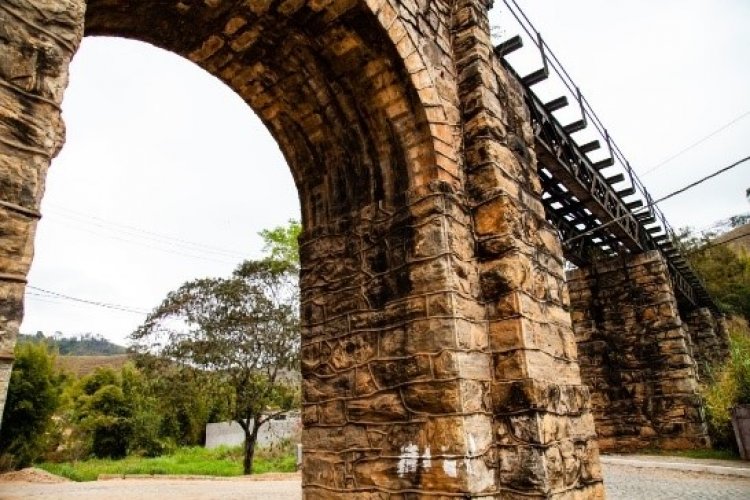 Pontilhão de Ferro