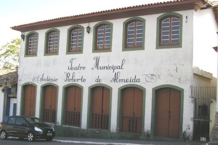 TEATRO MUNICIPAL