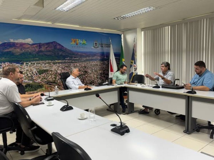 Primeiras assinaturas no manifesto de apoio ao Projeto " Fazer valer o contrato" do MOVIMENTO PRO VIDAS DA BR 381
